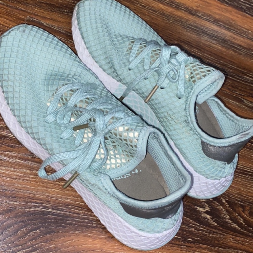 Mesh “deerupt” adidas